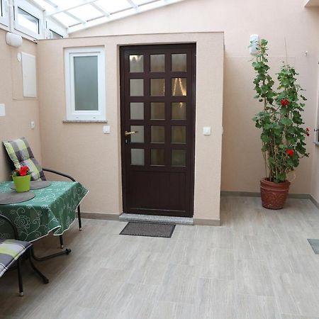 Apartments Komel I أوباتيا المظهر الخارجي الصورة