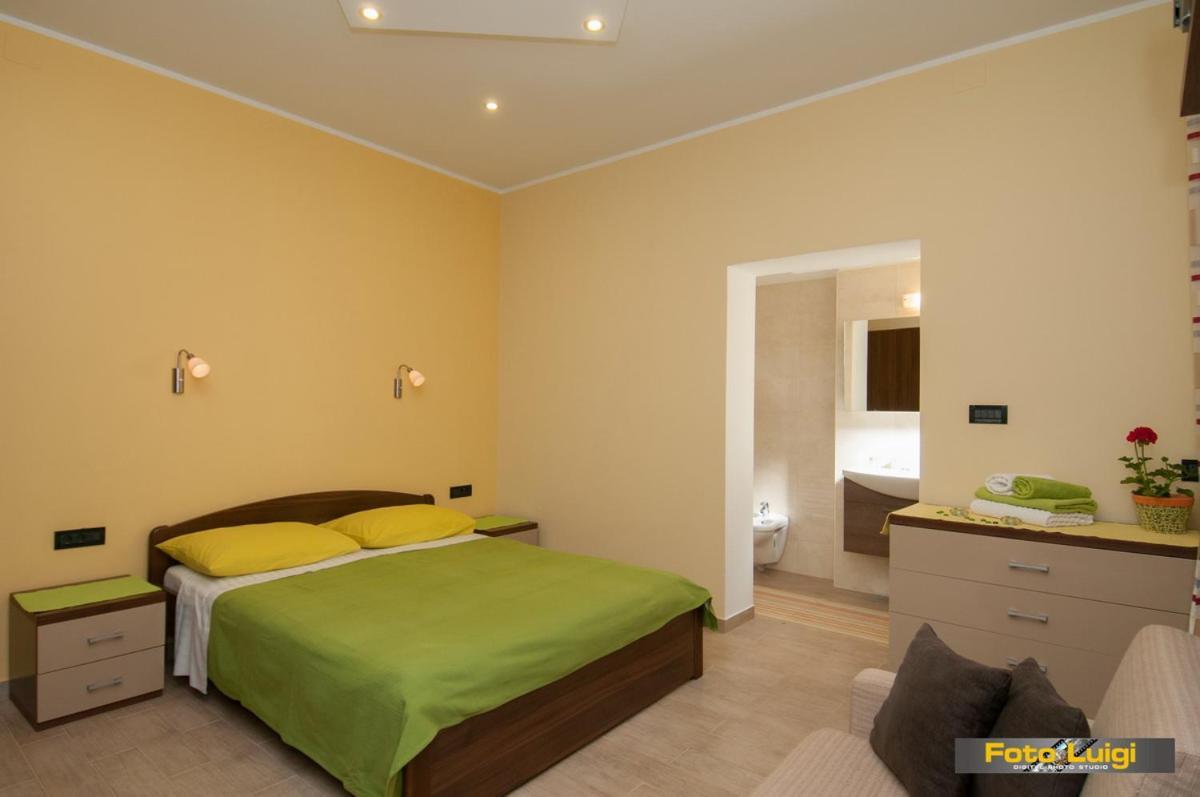 Apartments Komel I أوباتيا المظهر الخارجي الصورة