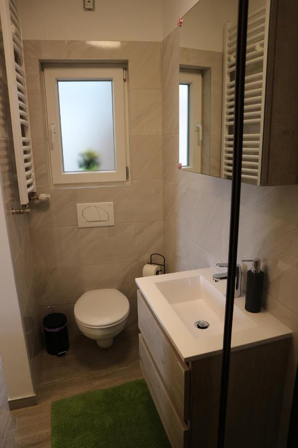 Apartments Komel I أوباتيا المظهر الخارجي الصورة