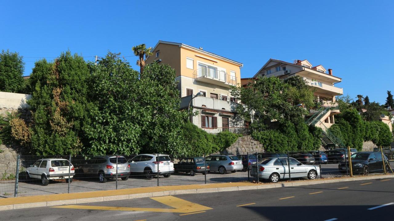 Apartments Komel I أوباتيا المظهر الخارجي الصورة