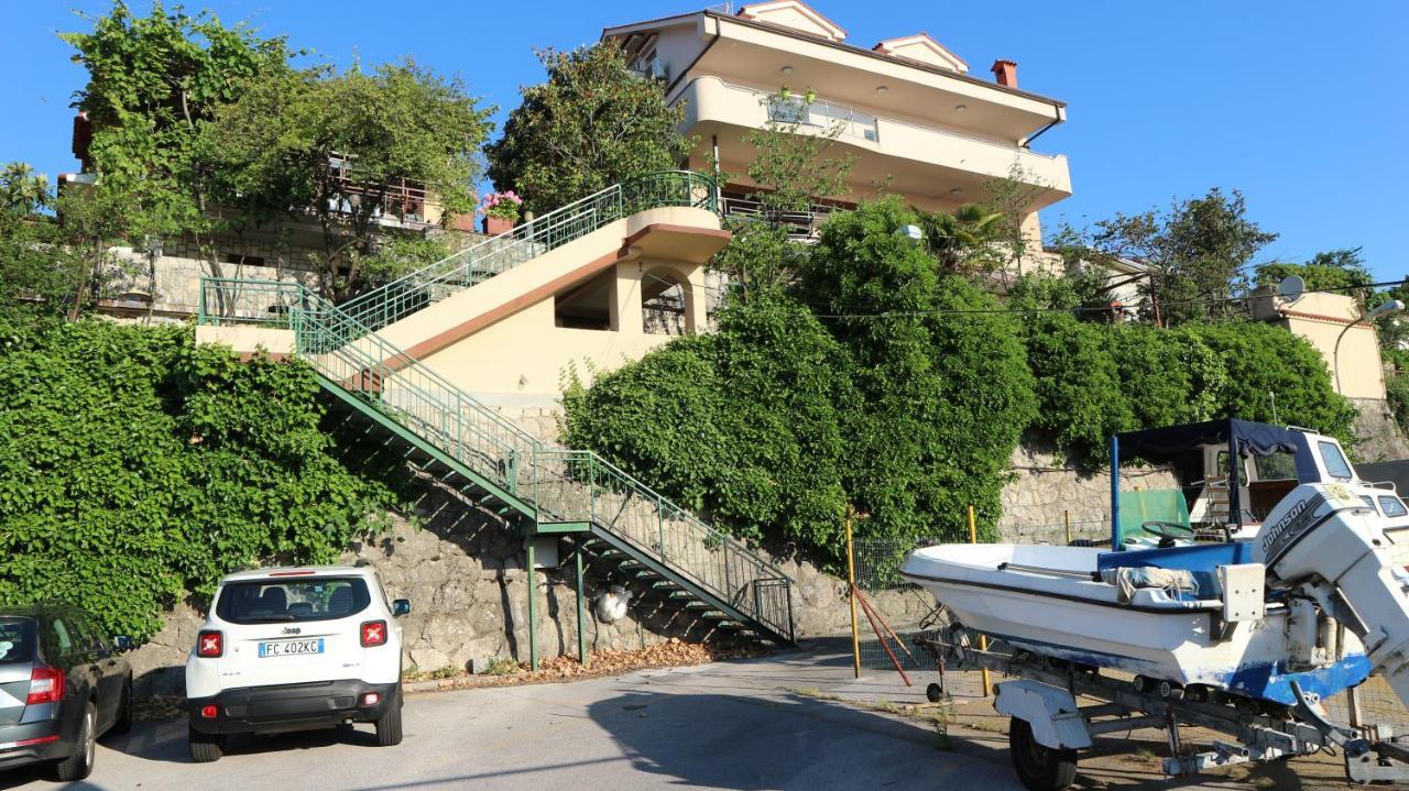 Apartments Komel I أوباتيا المظهر الخارجي الصورة